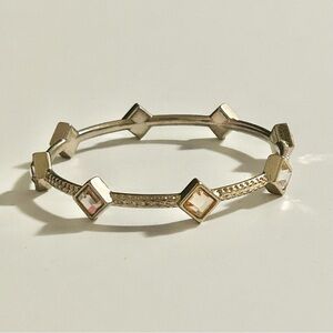 Diamond Shaped Gem Gold Tone Bangle